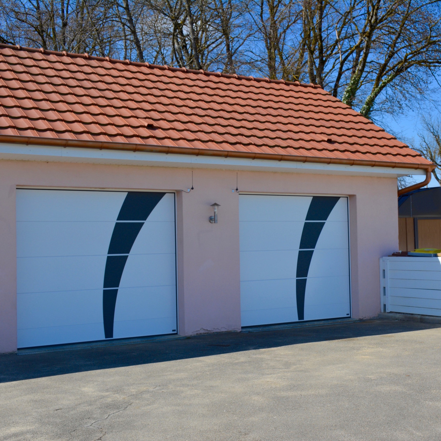 Décoration en acier pour porte de garage