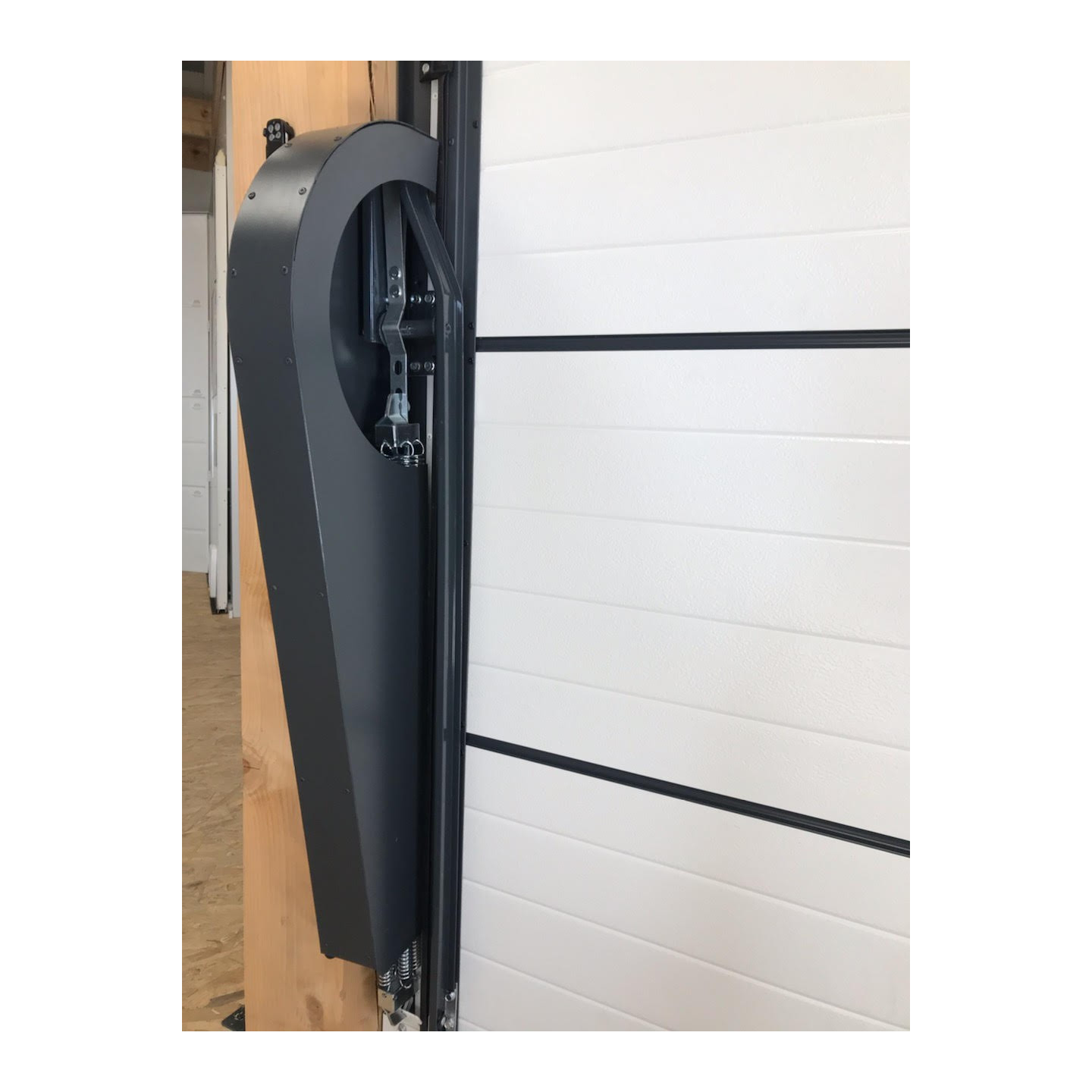 Bras reforcé de porte de garage basculante