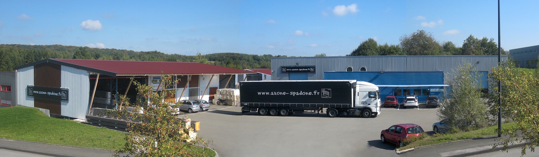 Panorama de notre usine de portes de garage à Delle